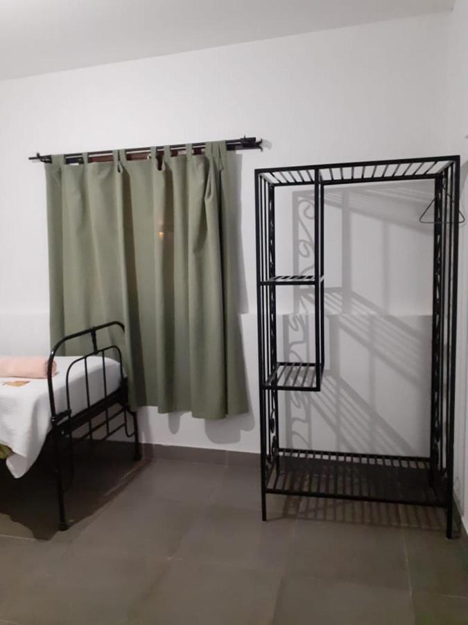 Hostal Los Faroles Chicoana Luaran gambar