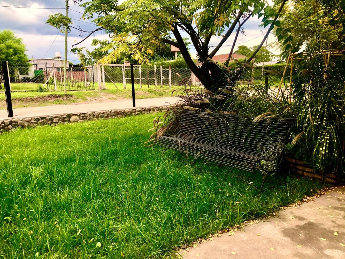 Hostal Los Faroles Chicoana Luaran gambar
