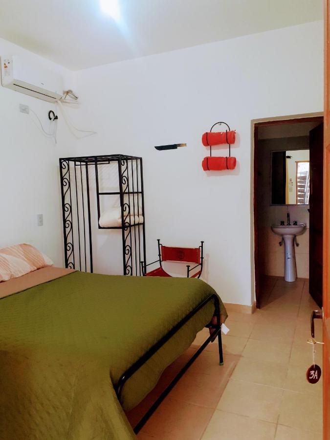 Hostal Los Faroles Chicoana Luaran gambar