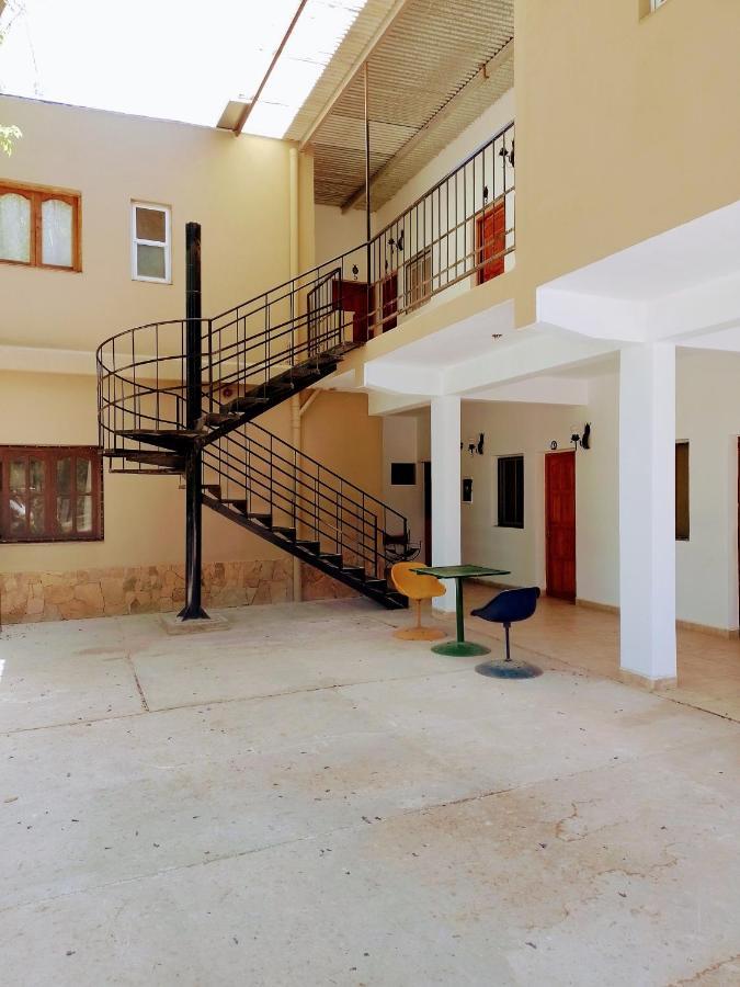 Hostal Los Faroles Chicoana Luaran gambar