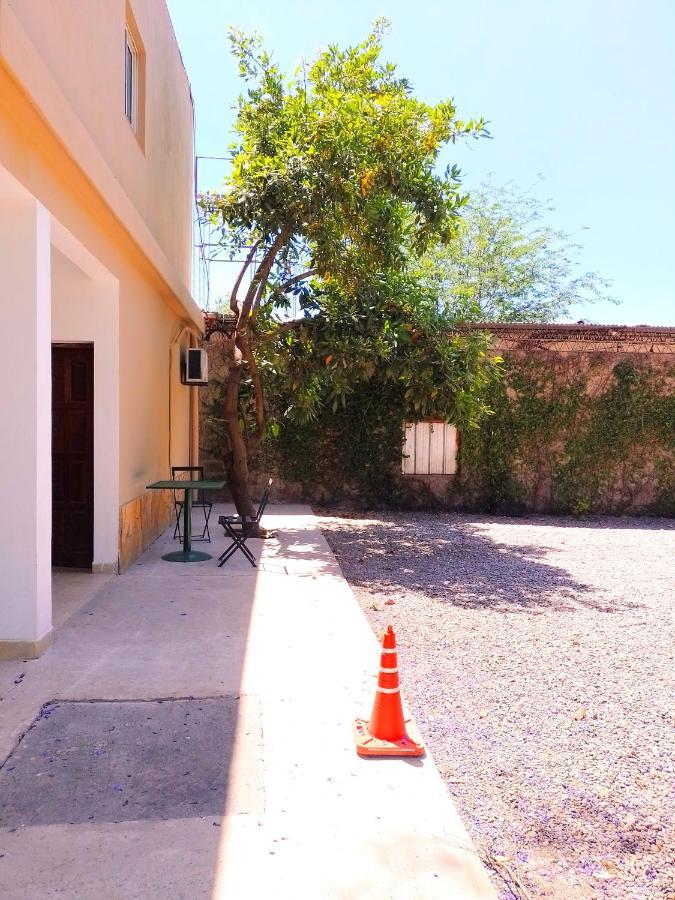 Hostal Los Faroles Chicoana Luaran gambar