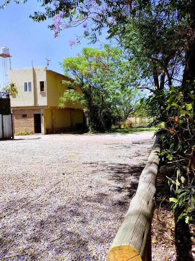 Hostal Los Faroles Chicoana Luaran gambar